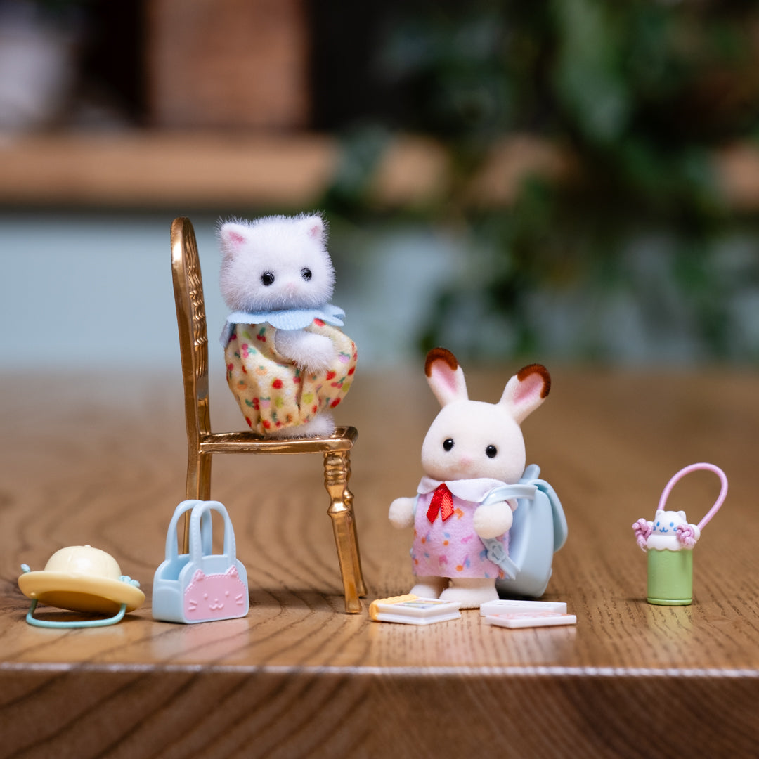 Calico Critters Playset - Nursery Friends Walk Along Duo