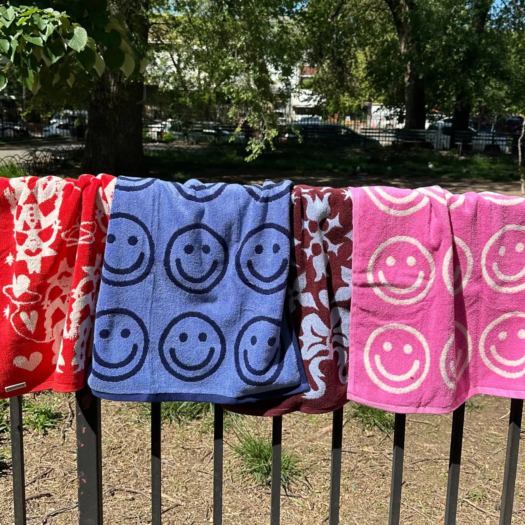 Baggu Hand Towel Set of 2 - Happy Pink Blue - Friends Nyc