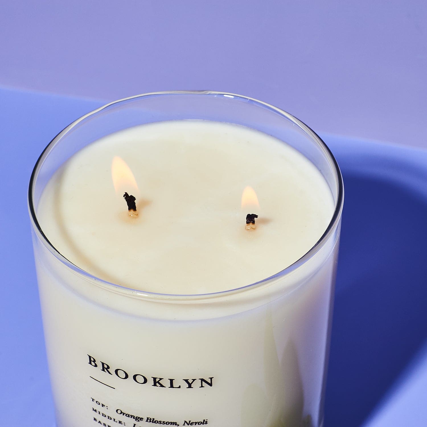 Escapist Candle 13 Oz Bcs Brooklyn 1022 - Candle -
