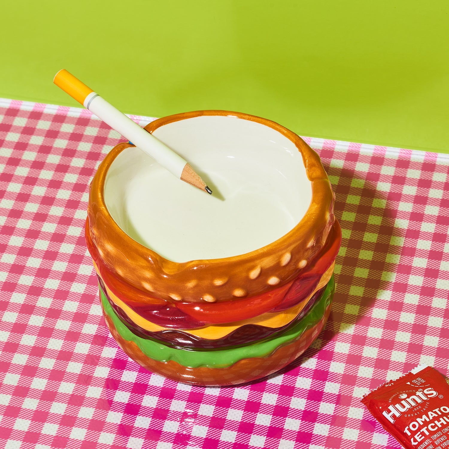 Cheeseburger Ashtray | Novelty Kitsch Gift | Friends Nyc