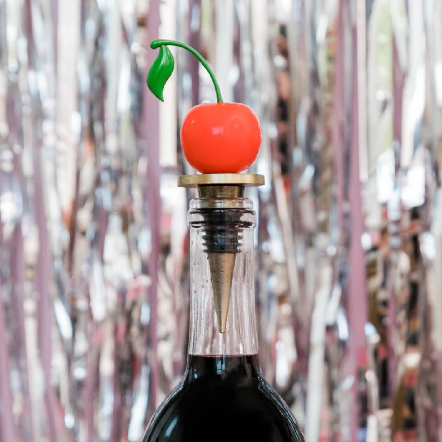 Cherry Red Wine Stopper Kitchen And Drink - Web0224 Webq124