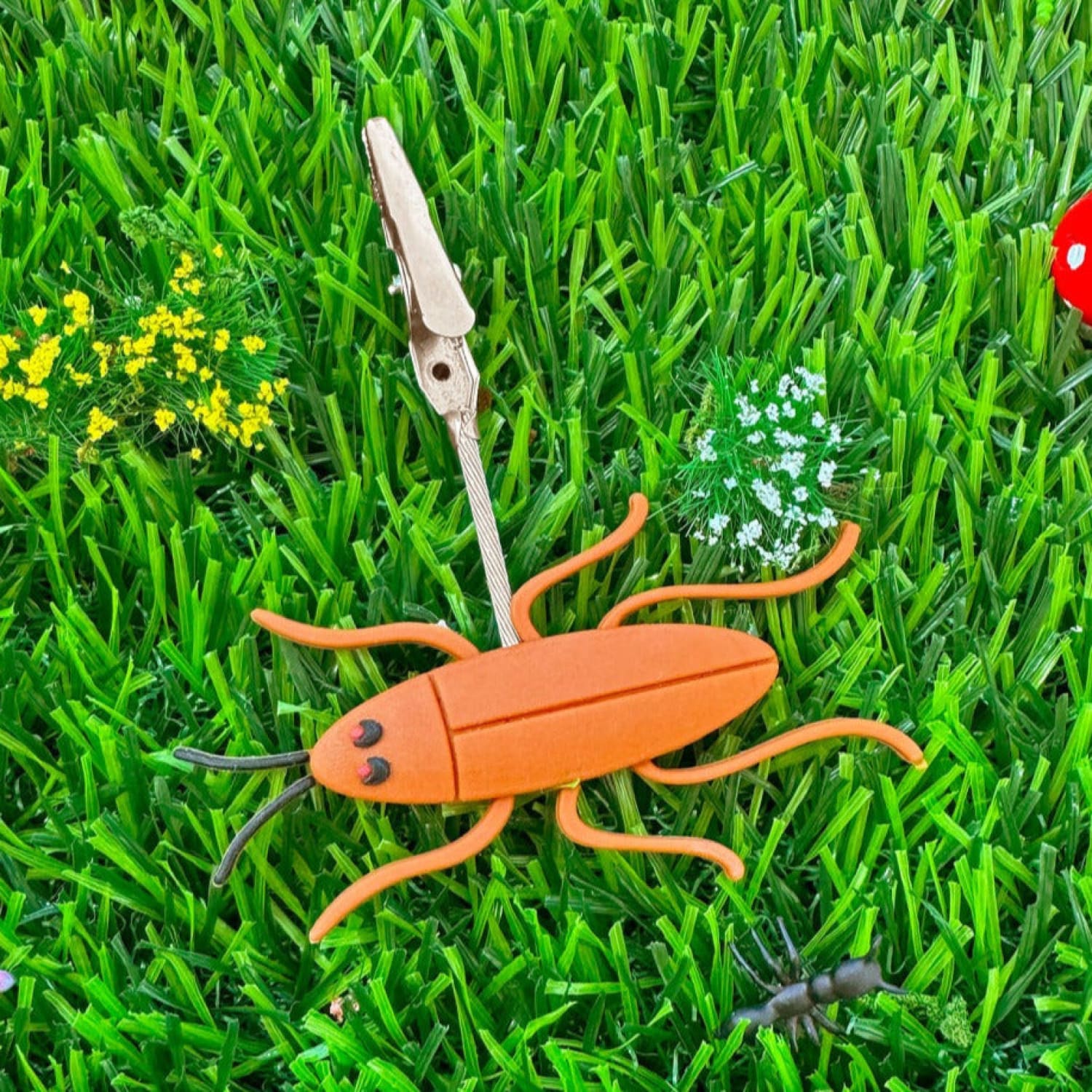 Cockroach Roach Clip Cig Holder - Joint - Kitsch