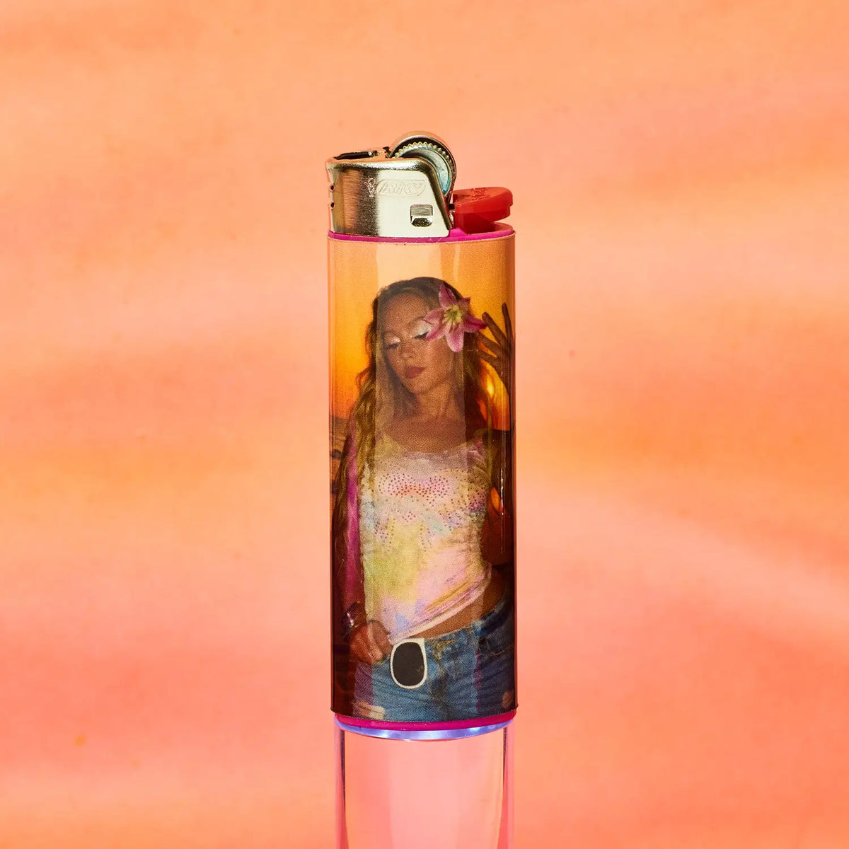 Friends Nyc Pop Star Lighter - Zara Larsson | Brooklyn Ny