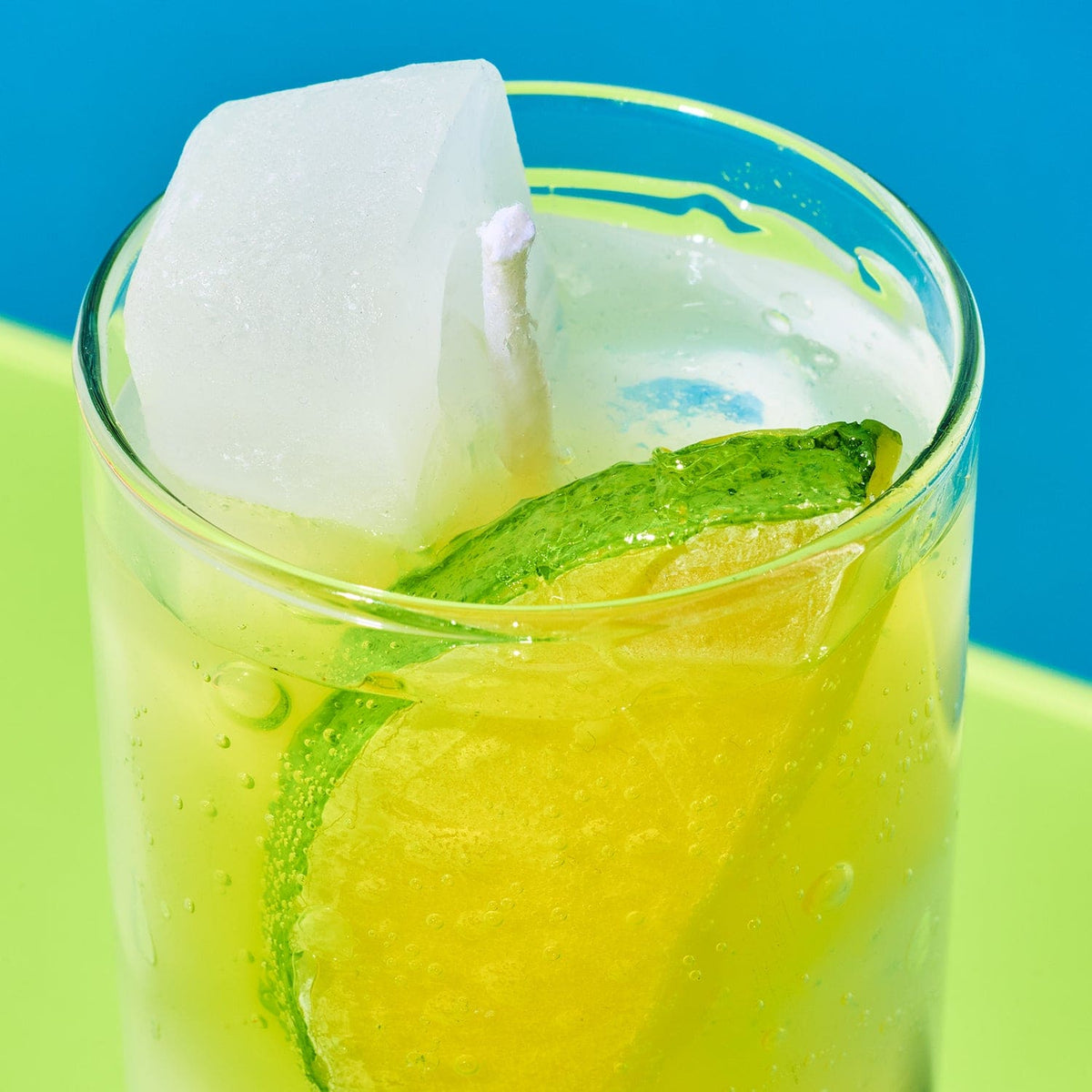 Friends Nyc Vodka Soda Candle Exclusive Candle - Exclusive