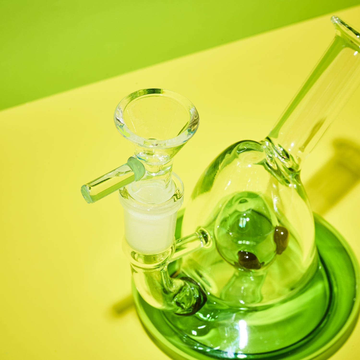 Green Ufo Bubbler Glass Pipe 4.7’’ Pwb155g Hand Pipe Smoke