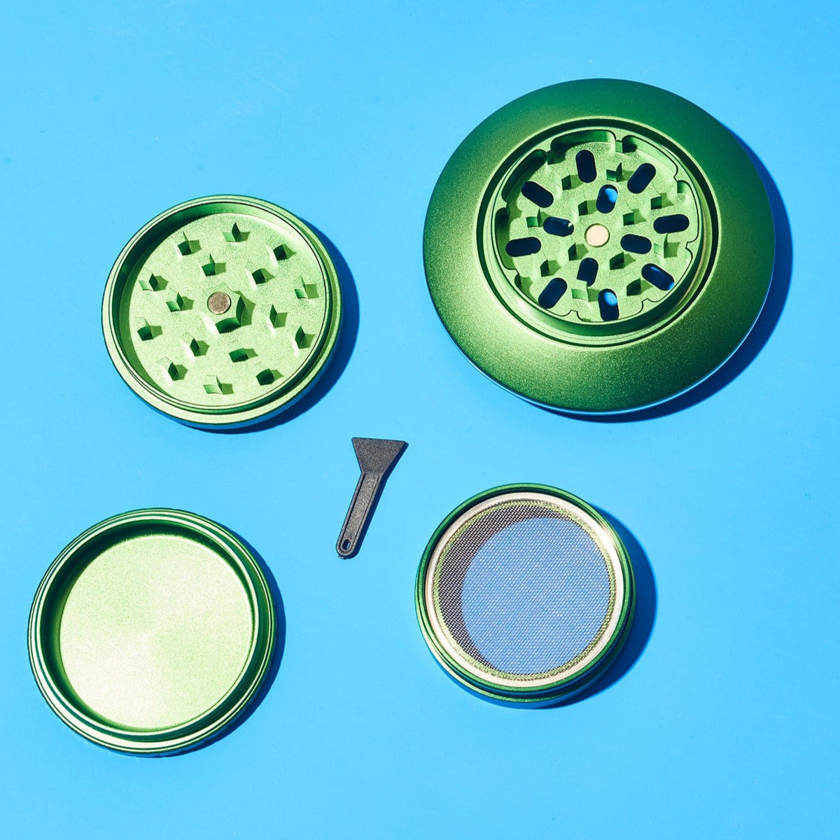 Green Ufo Grinder Cute Grinder - Ekptracking - Smoke