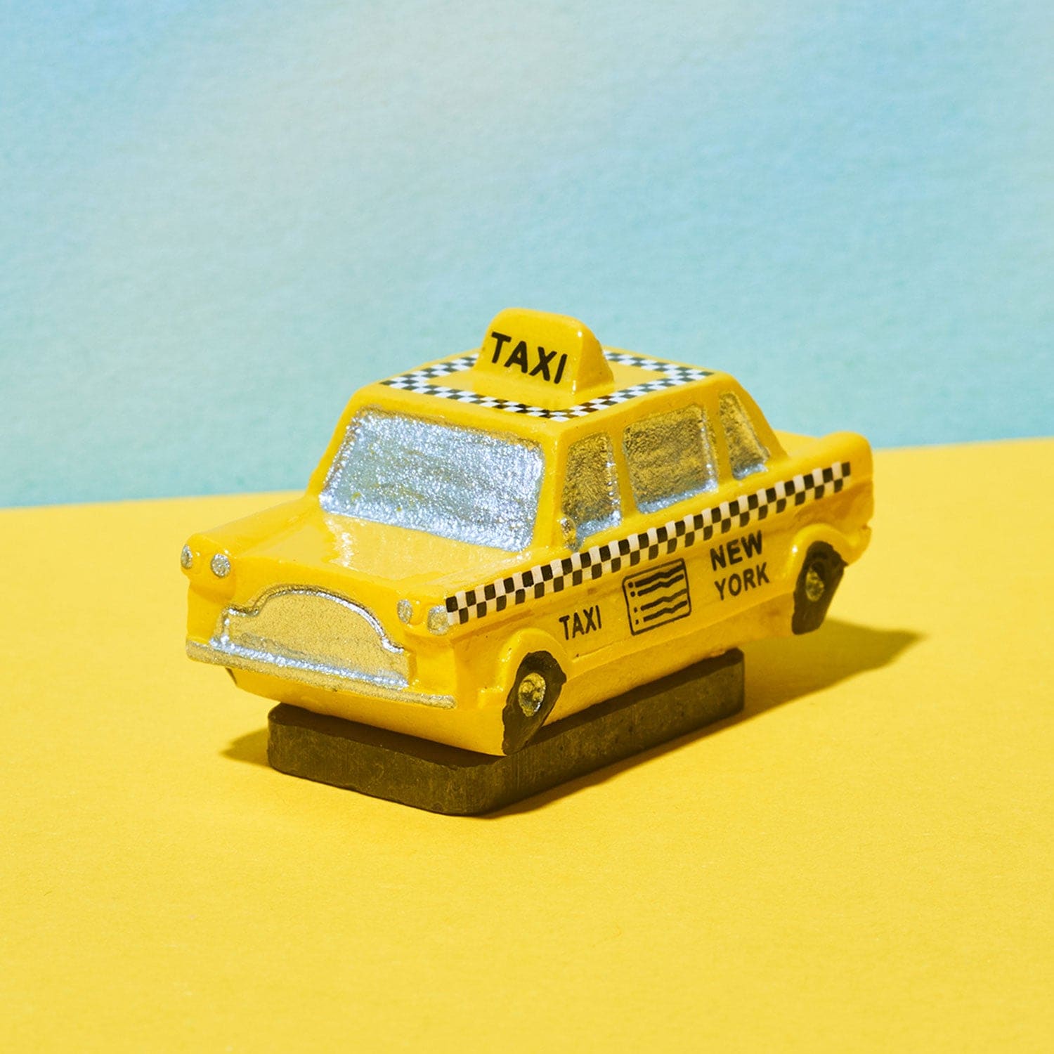 Mini Nyc Taxi Magnet Artist Made - Dadday - Fridge Magnet