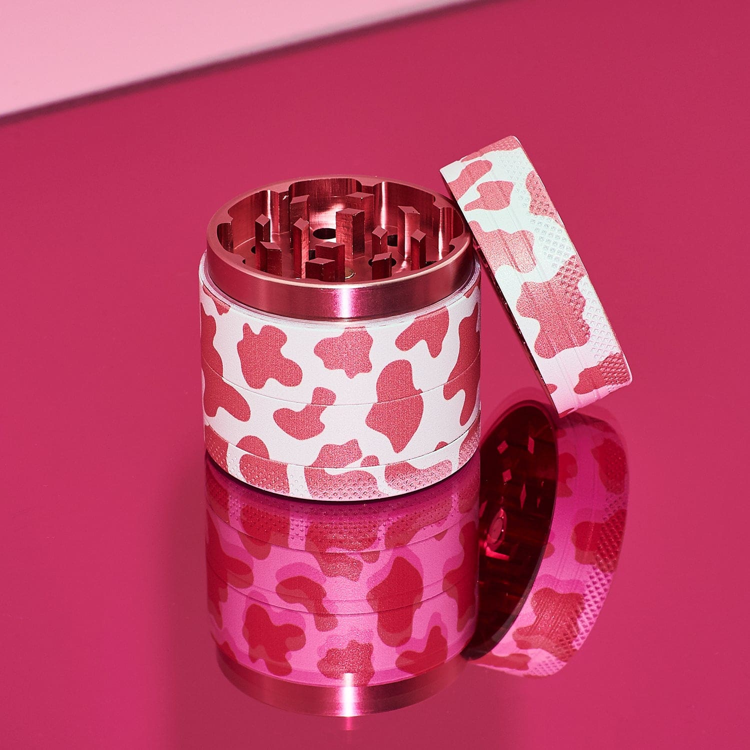 Mini Pink Moo Grinder 0722 - Q322