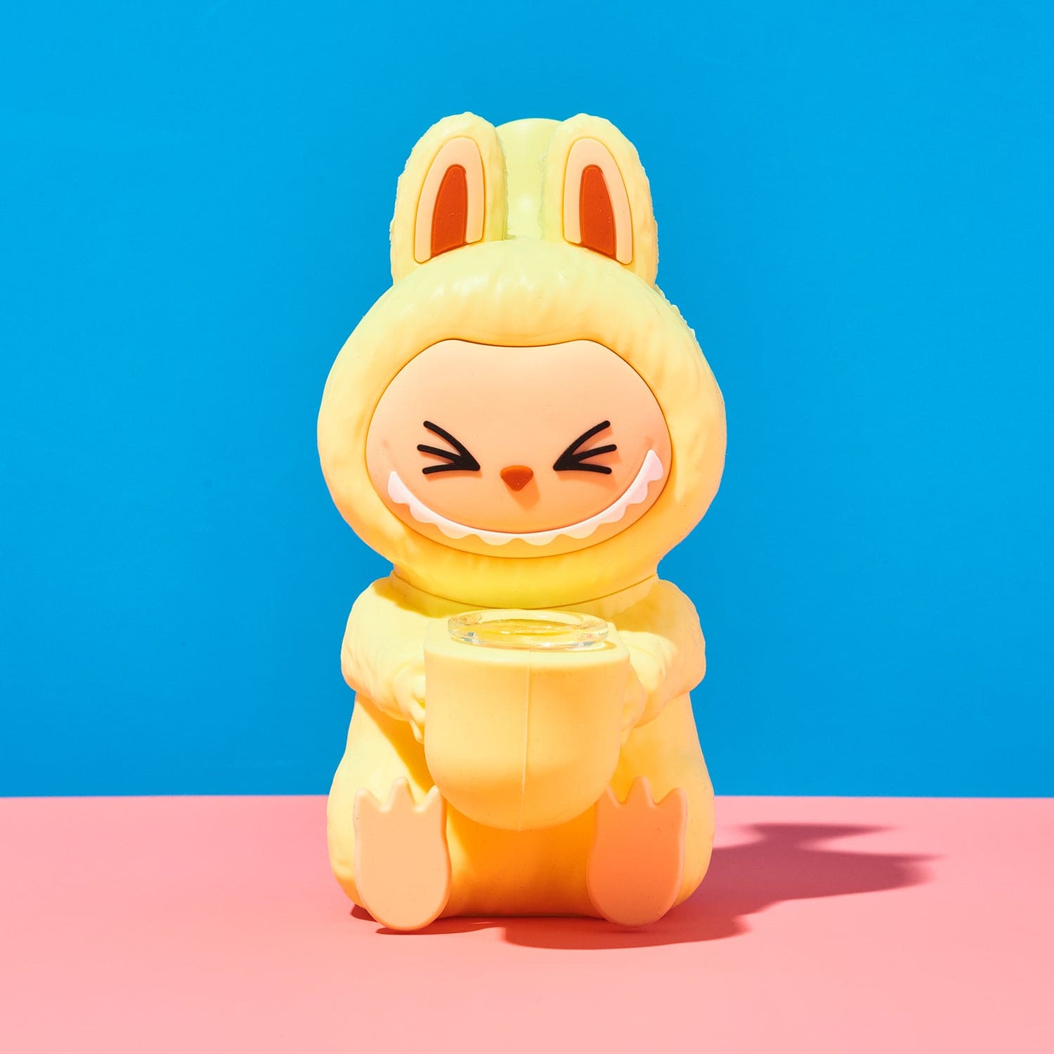 Monster Silicone Bong - Yellow Aesthetic Bong - Smoke