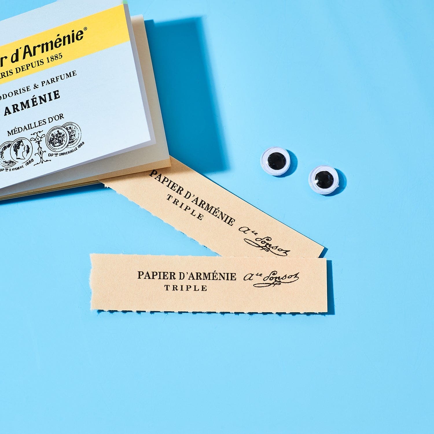 Papier D’arménie Incense Papers French Incense Papers - Hand