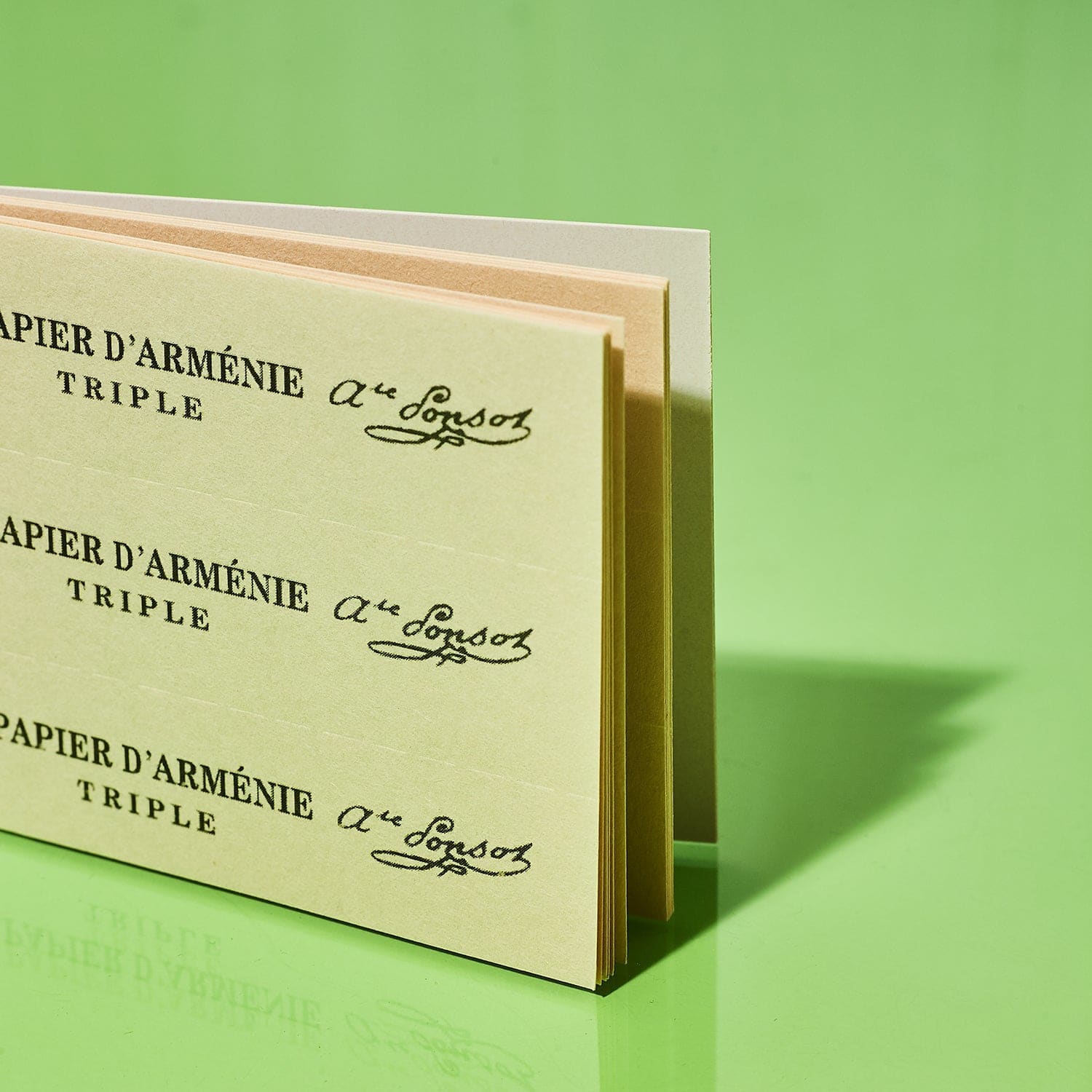 Papier D’arménie Incense Papers French Incense Papers - Hand