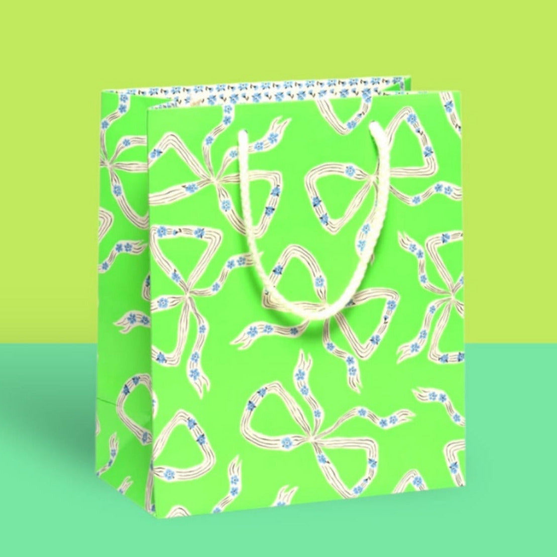 Perfect Bow Gift Bag - Medium Bff Gifts - Gift Bag - Bags