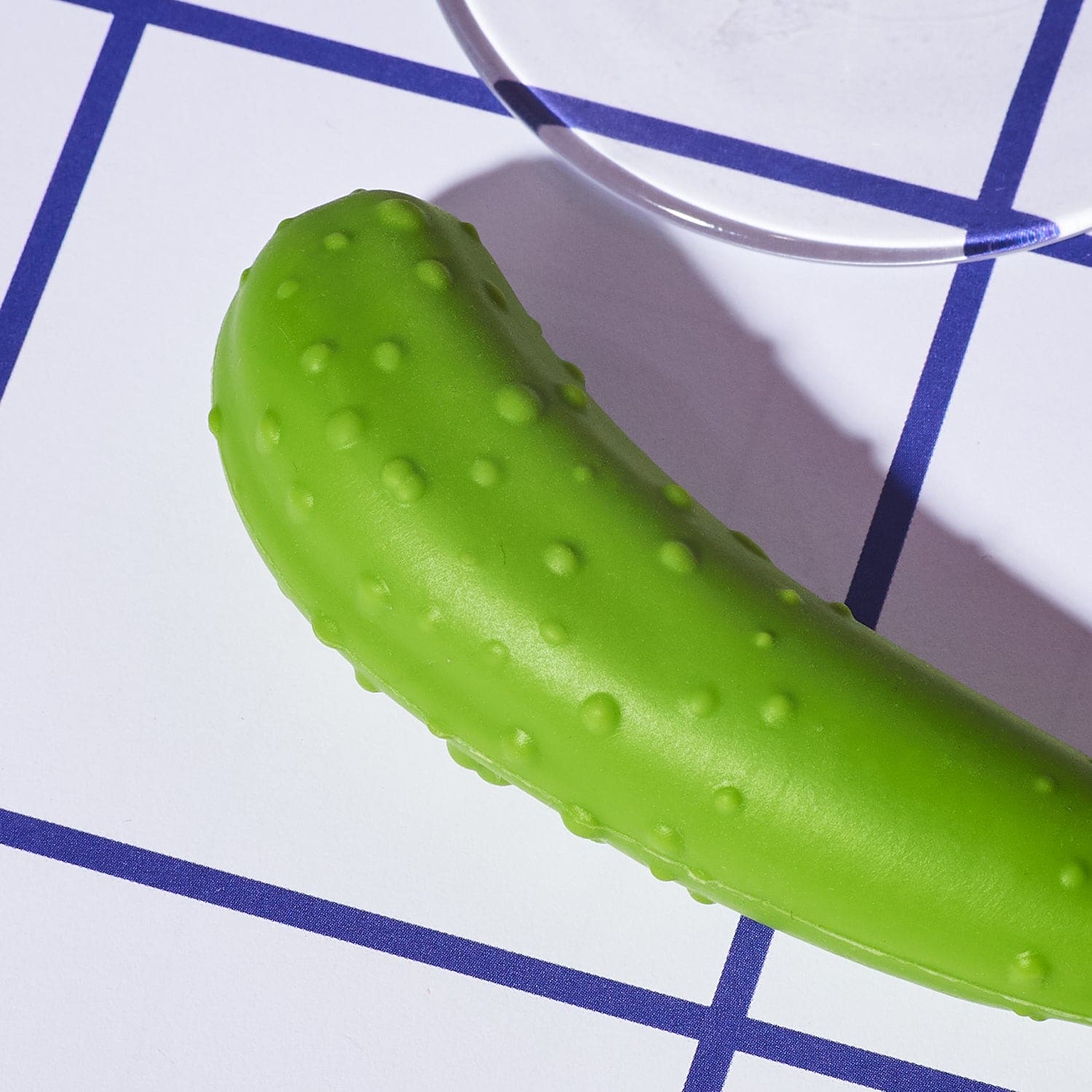 Pickle Bottle Stopper 5272774 0922 - Grabngo2022 - Q322 -
