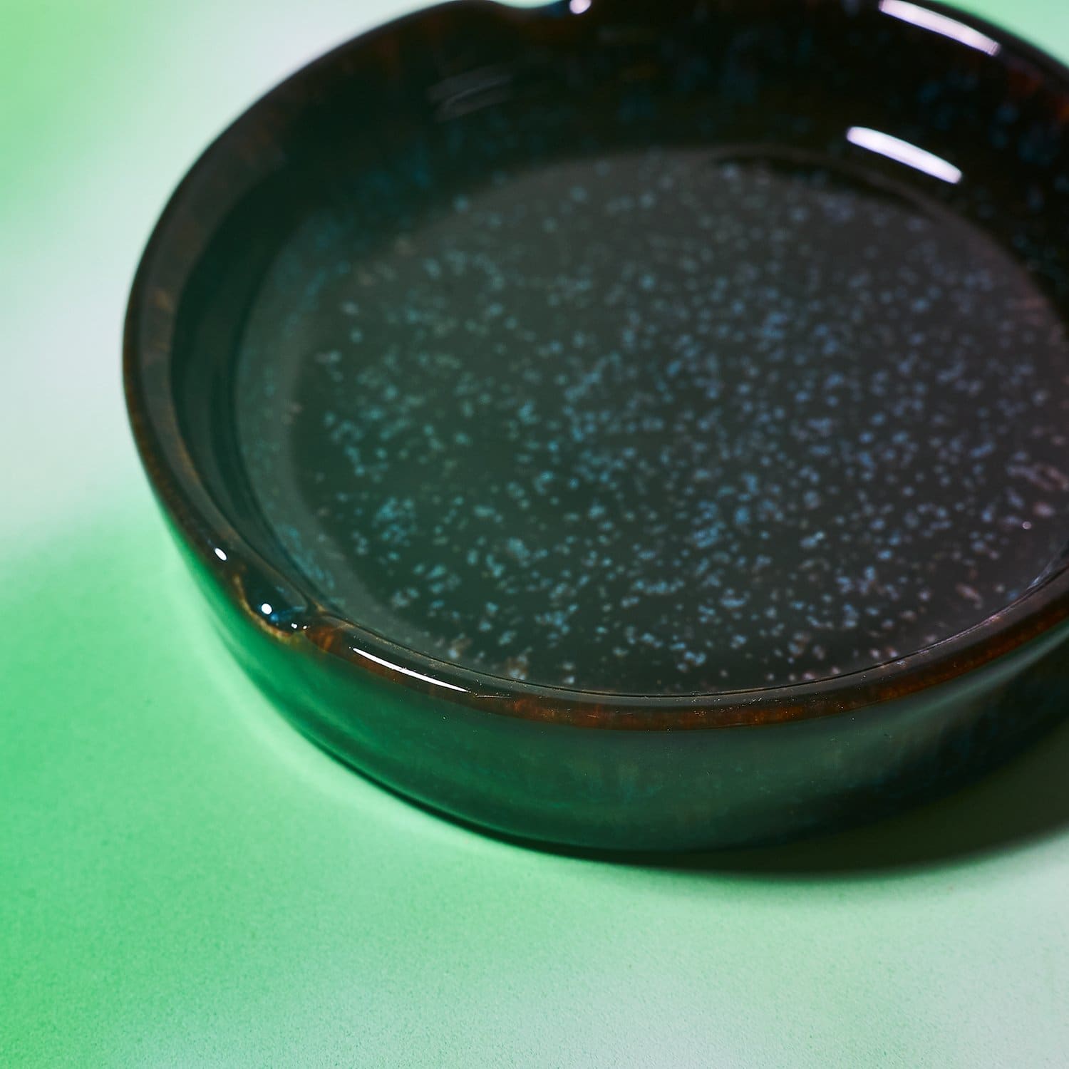 Round Porcelain Ashtray Ashtray - Home - Smoke - Accessories