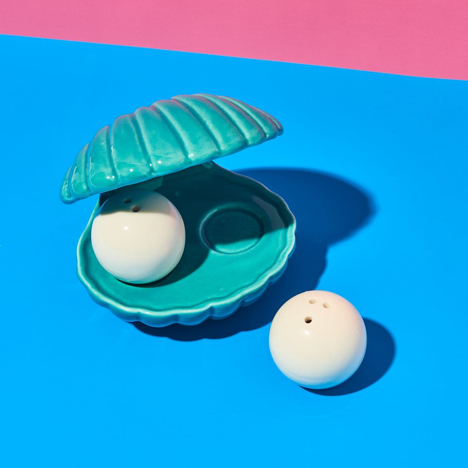 Shell and Pearl Salt & Pepper Shakers Fake Food - Kitchen