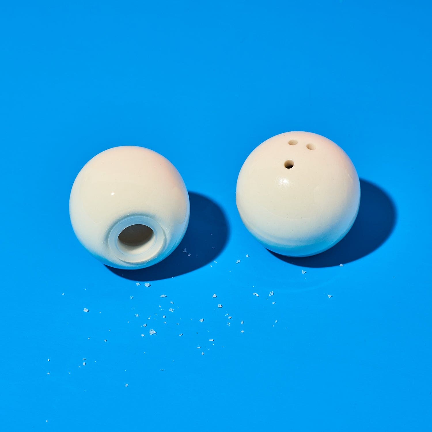 Shell and Pearl Salt & Pepper Shakers Fake Food - Kitchen
