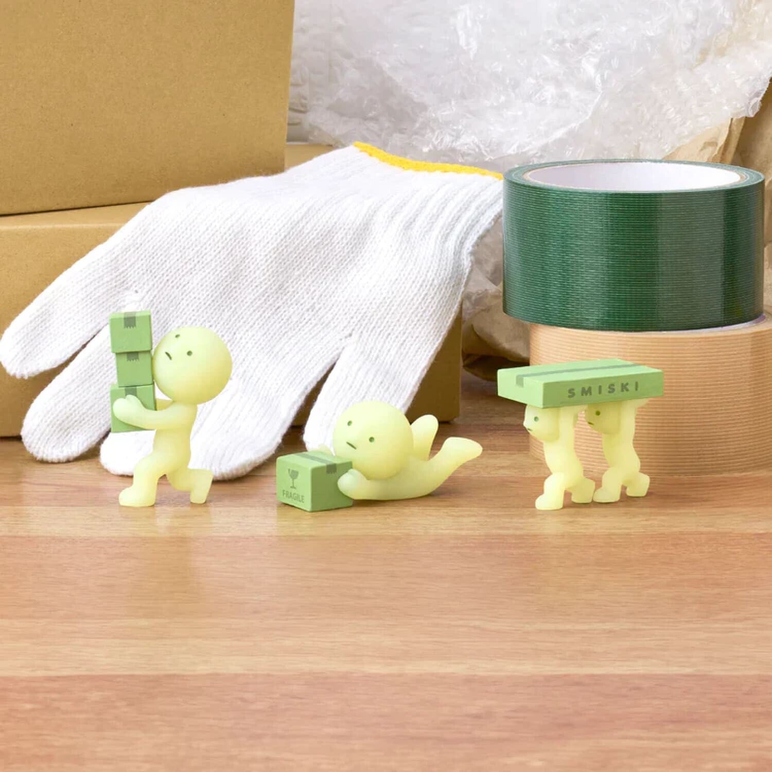 Smiski Mini Figurine - Moving Blind Box - Collectible