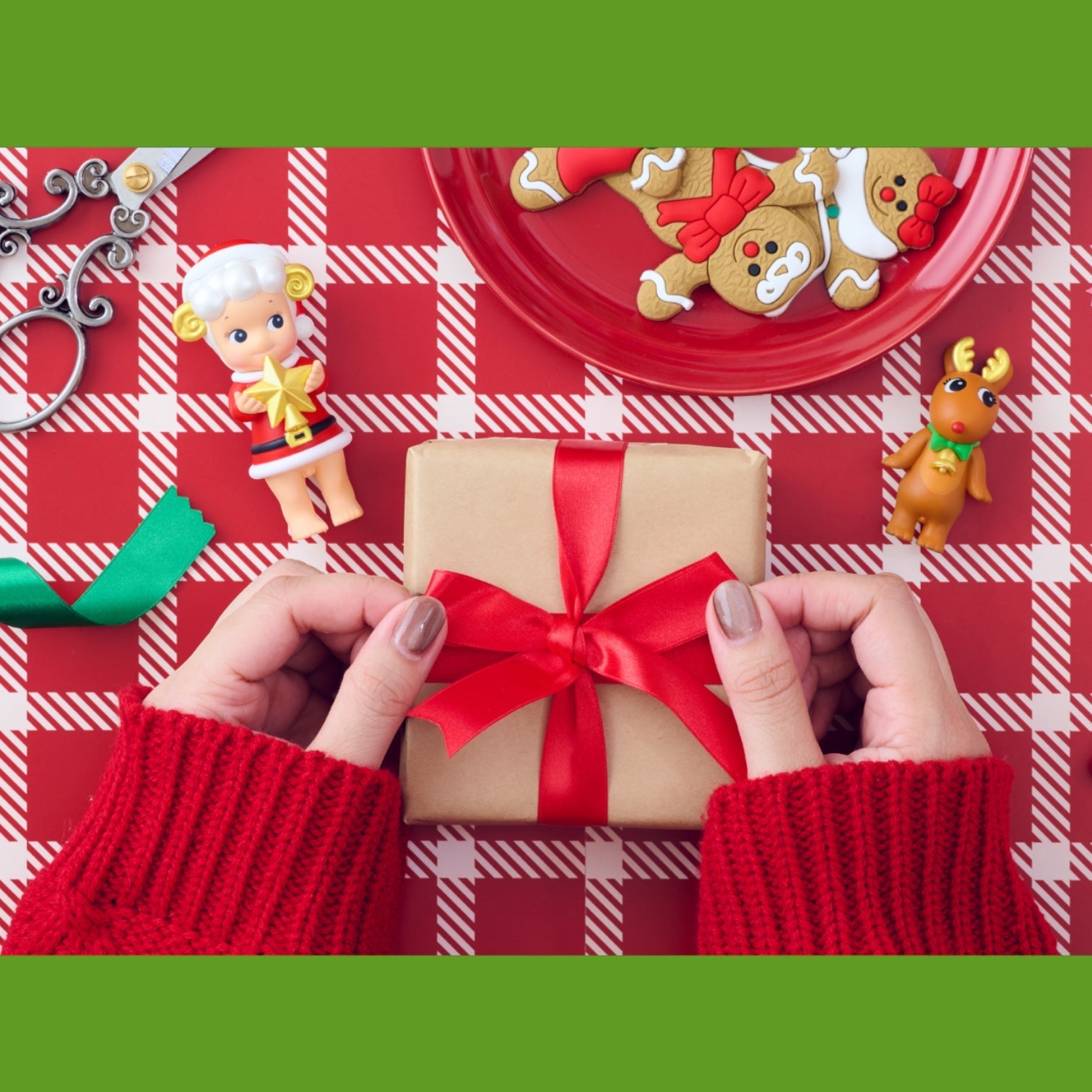 Sonny Angel - Limited Edition - Santa’s Little Helper