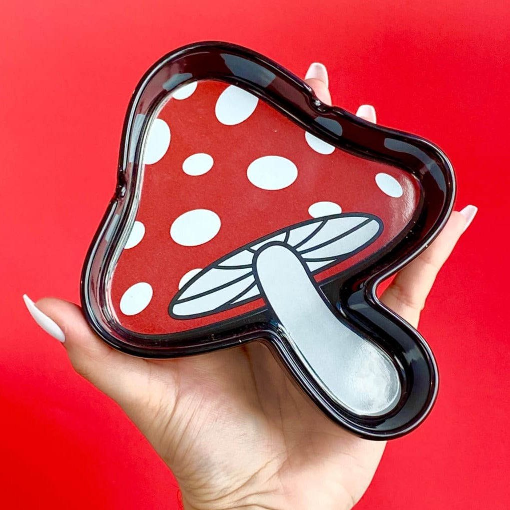 Thismushroom Shaped Ashtray is Finished in a Sleek Black