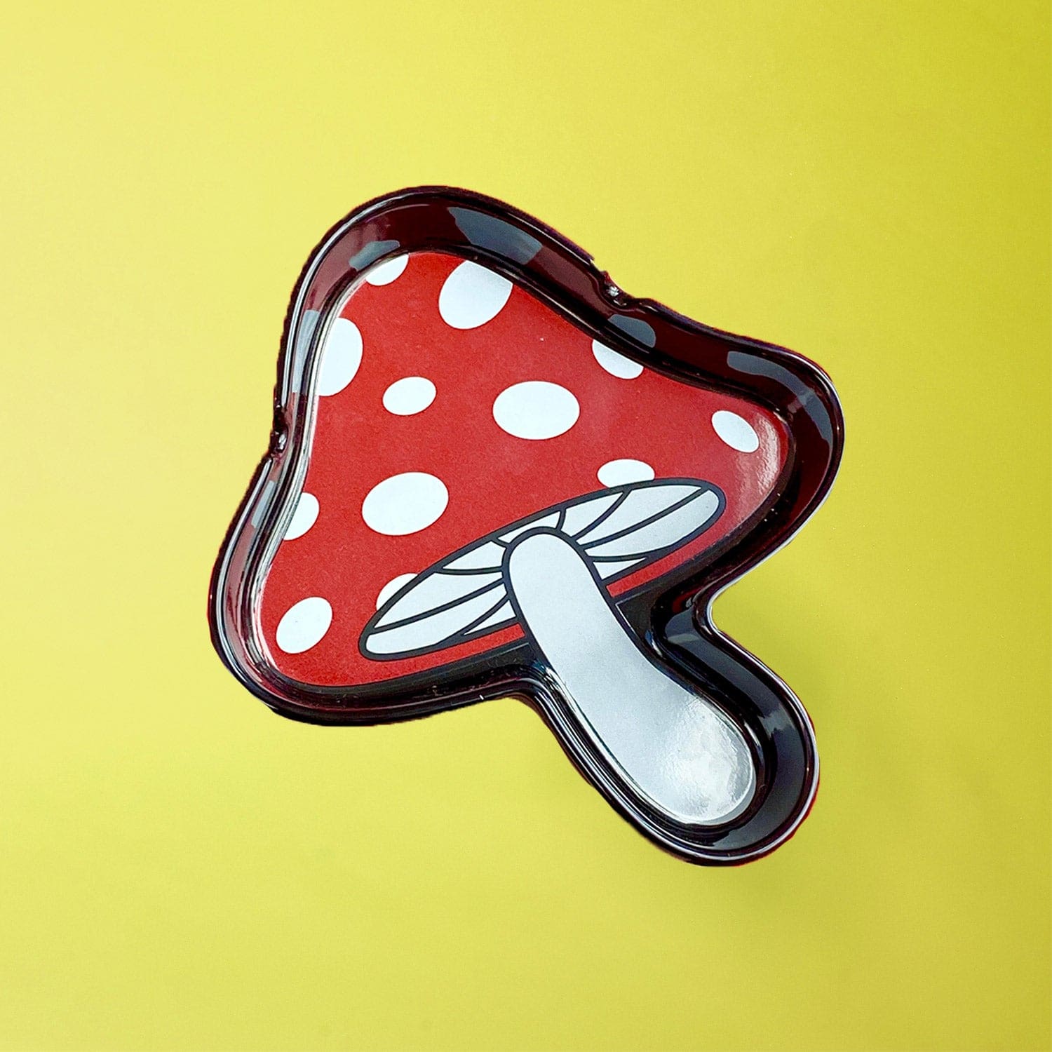 Mushroom Ashtray Web522