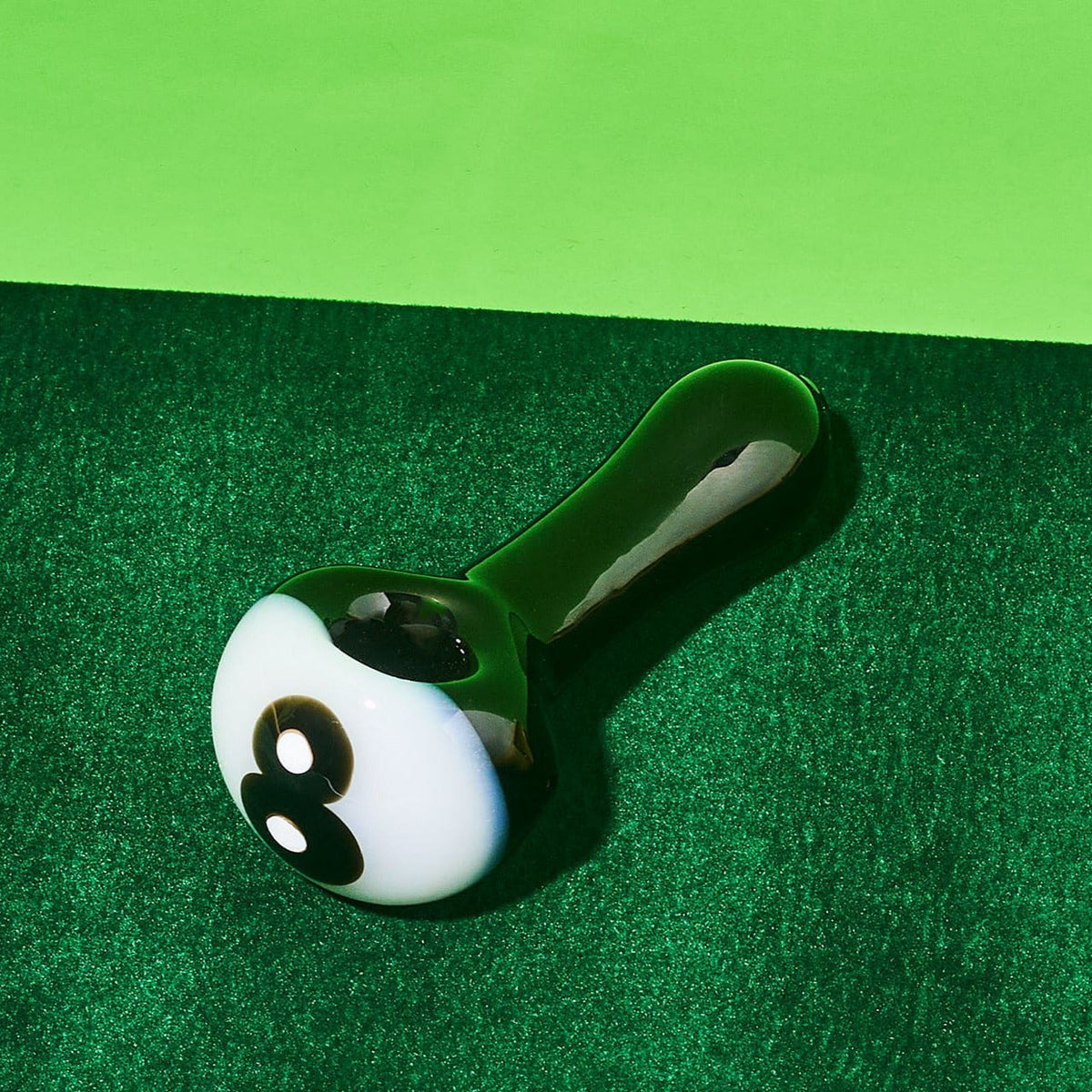 8 Ball Hand Pipe Ball - Hand Pipe - Pool - Smoke Accessories