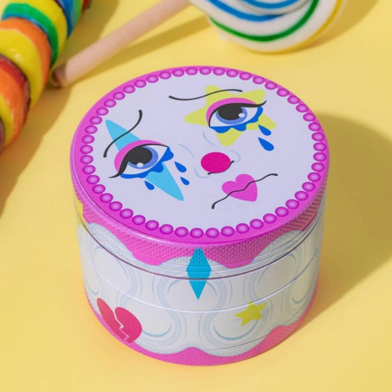 Clown Girl Grinder Aesthetic Smoke - Canna Style - Cute