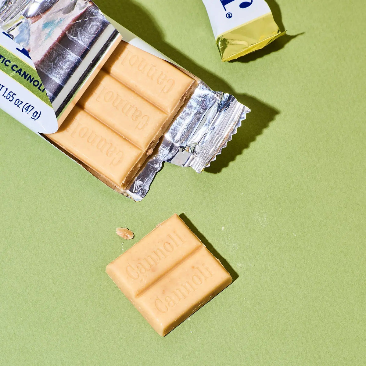 Cannoli Candy Bar | Friends Nyc Brooklyn Ny