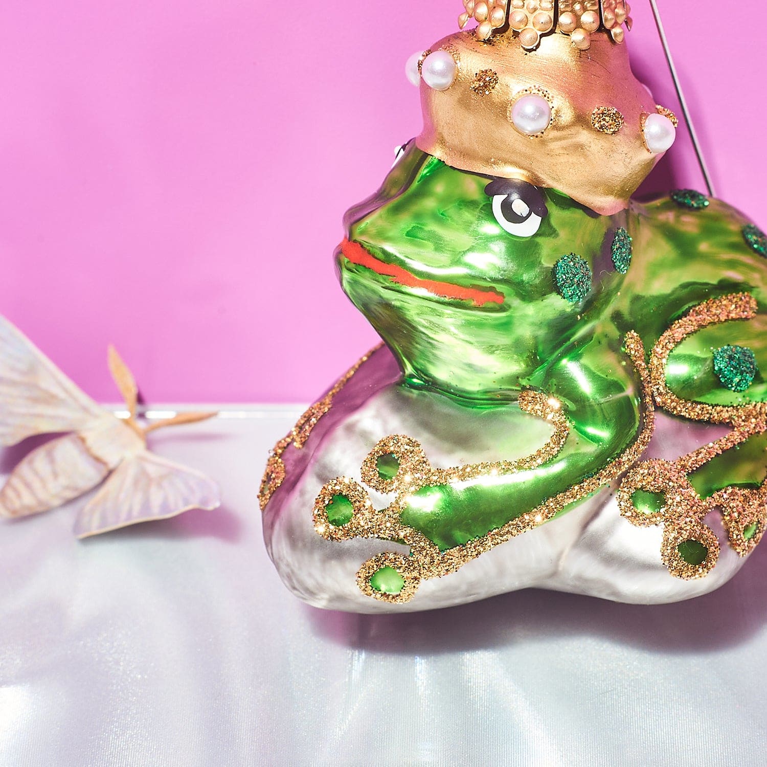 Enchanted Frog Ornament 0623 - Ornament23 - Ornamentpull23 -