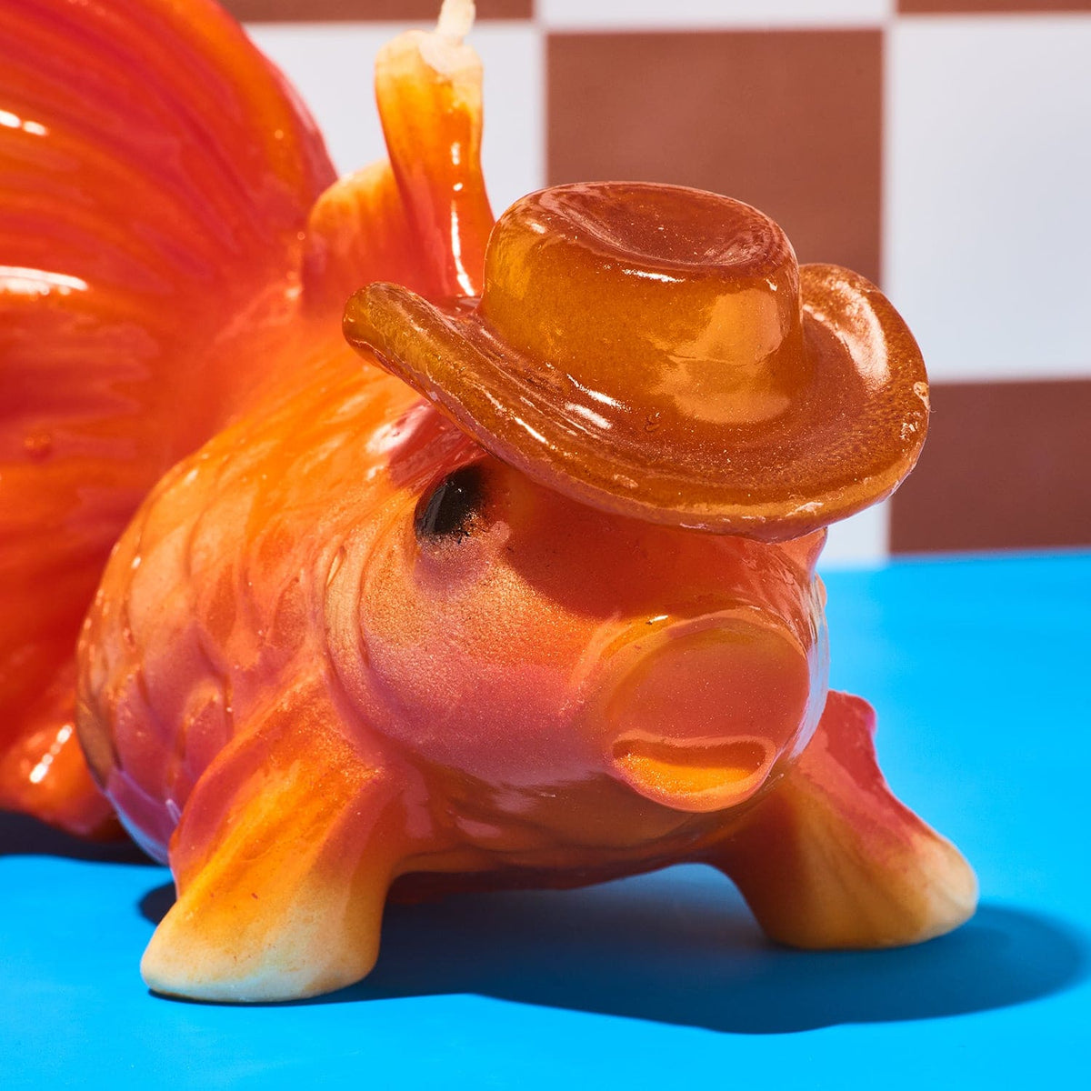 Friends Nyc Goldfish Cowboy Hat Candle Candle - Exclusive