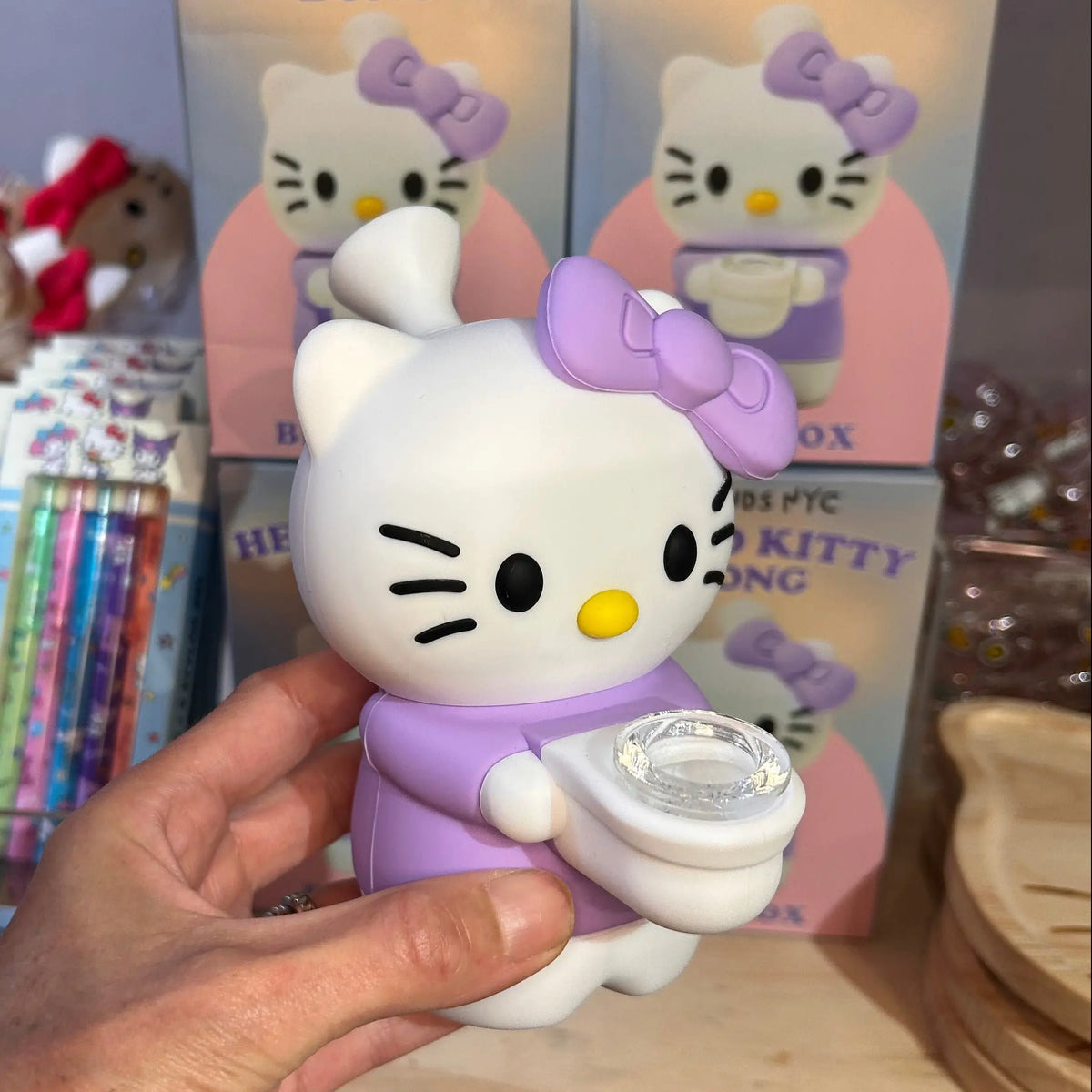 Friends Nyc Hello Kitty Bong Blind Box | Brooklyn Ny