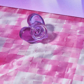 Glass Heart Bong Aesthetic - Barbiecore Cannastyle Exclusive