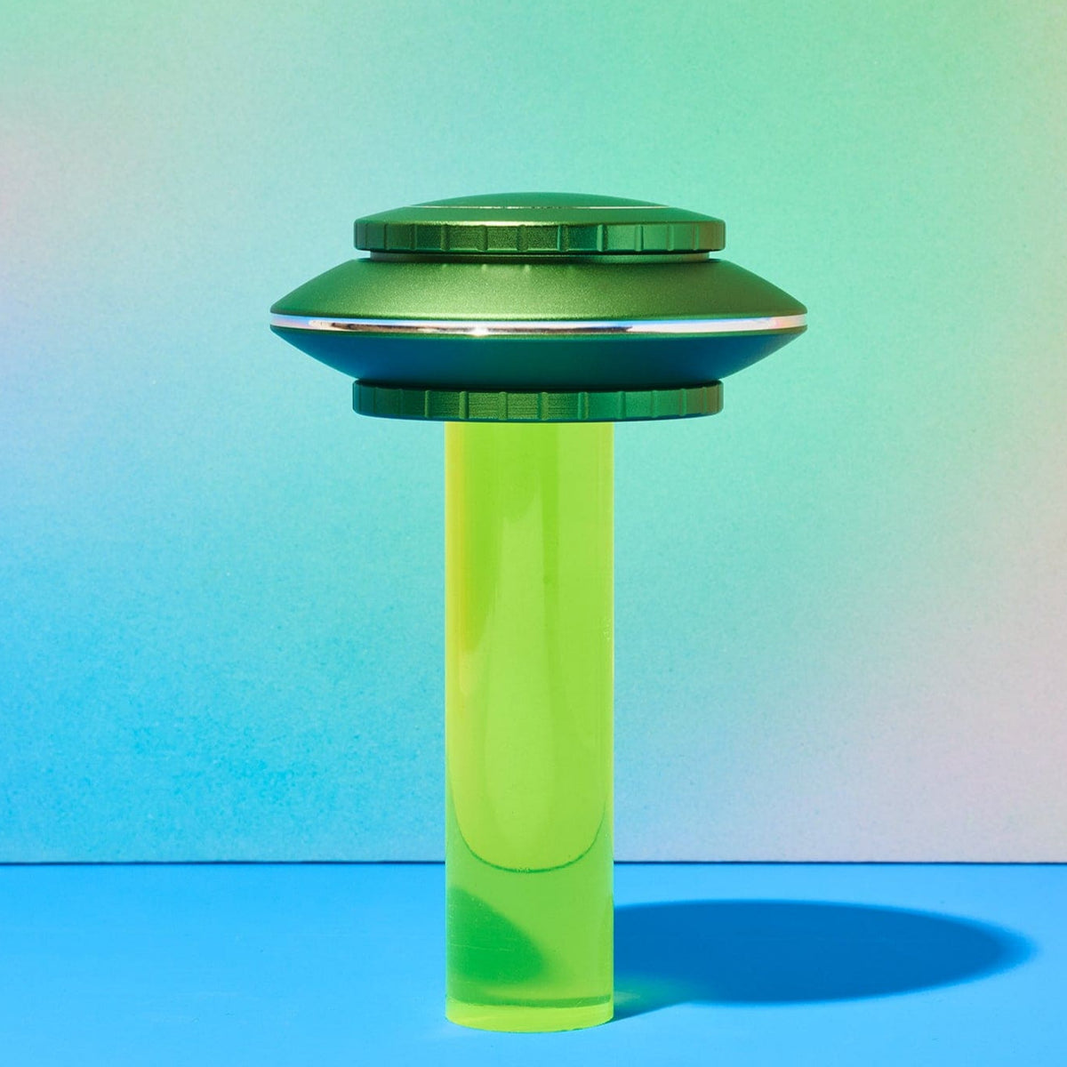 Green Ufo Grinder Cute Grinder - Ekptracking - Smoke