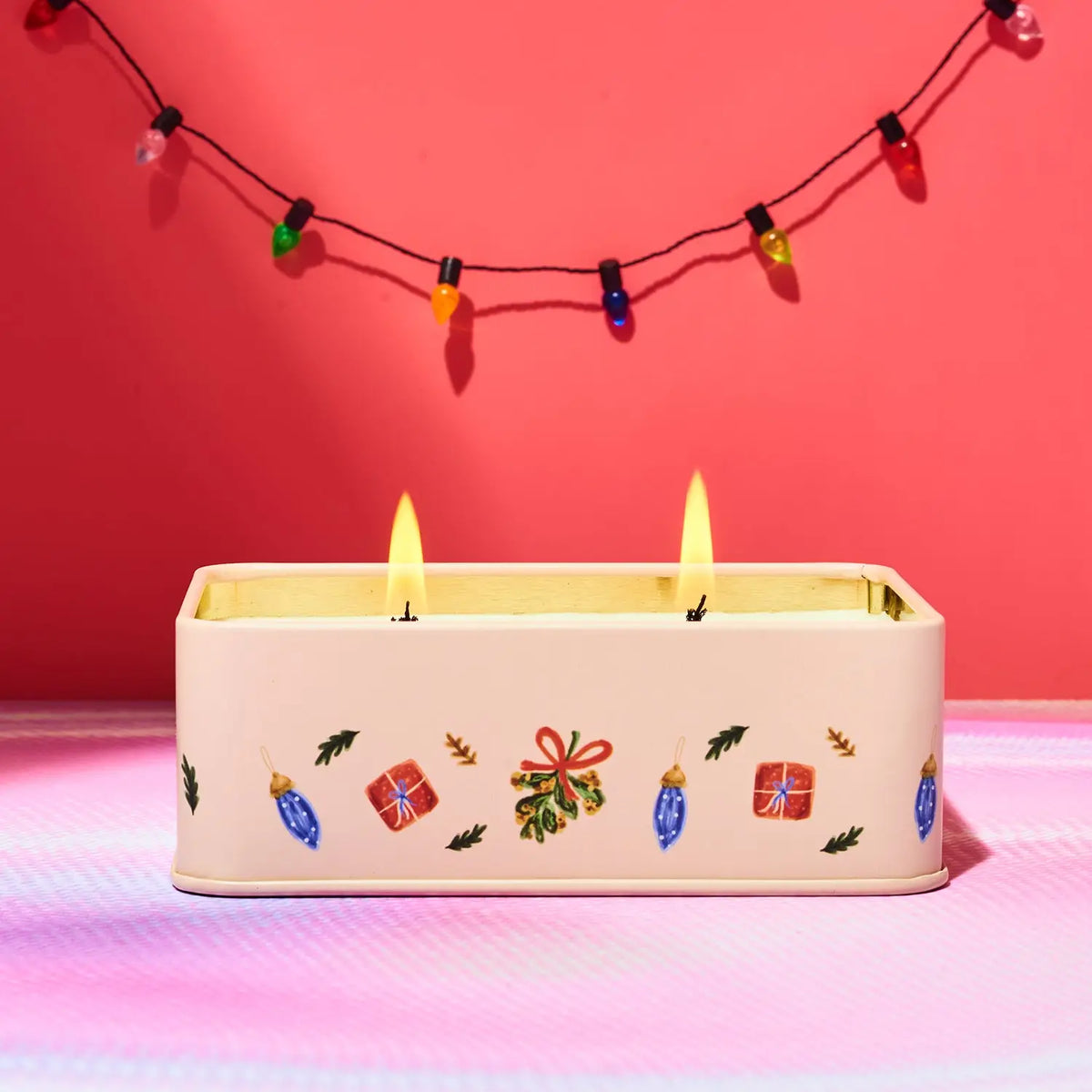 Holiday Tin - Staircase Wassail Candle | Friends Nyc