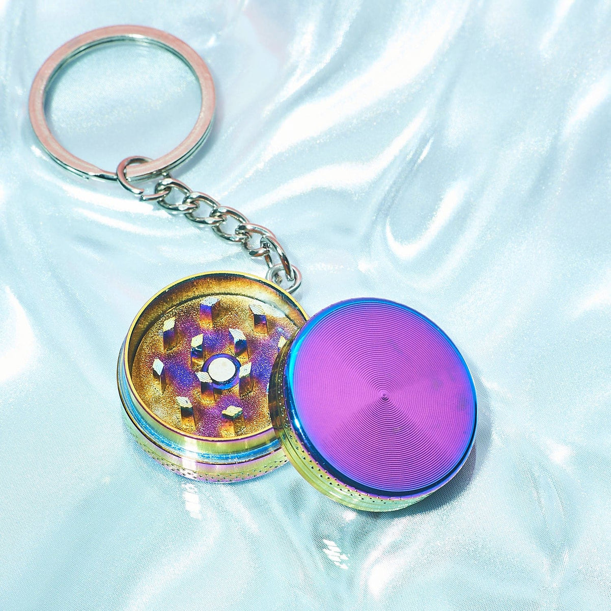 Mini Metal Grinder Keychain - Rainbow Aesthetic Smoke -