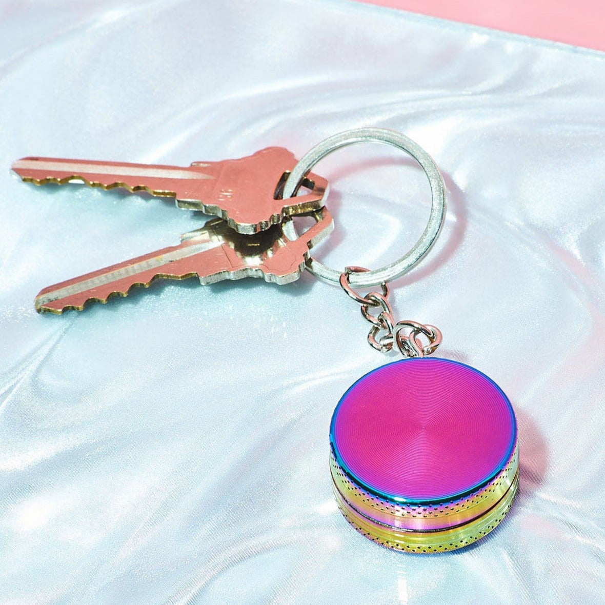 Mini Metal Grinder Keychain - Rainbow Aesthetic Smoke -