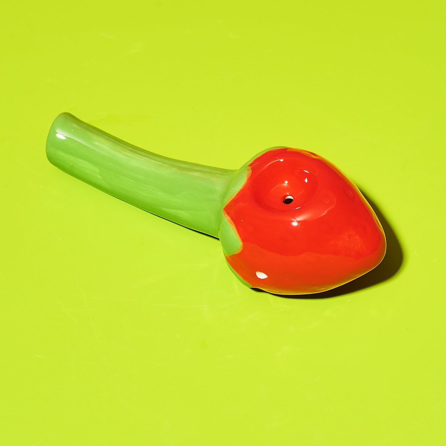 Mini Strawberry Pipe 88199 0423 - Q223