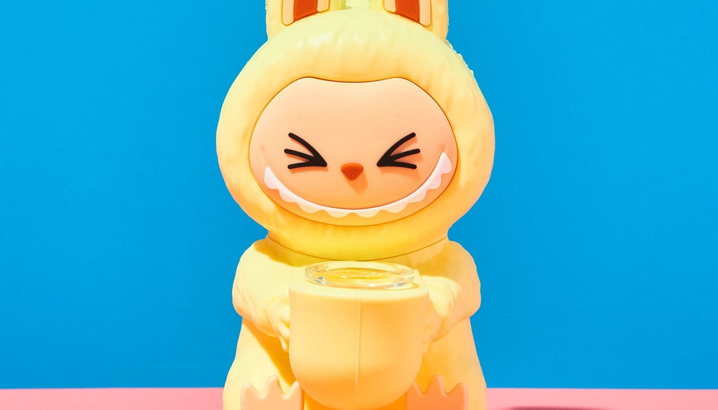 Monster Silicone Bong - Yellow Aesthetic Bong - Smoke