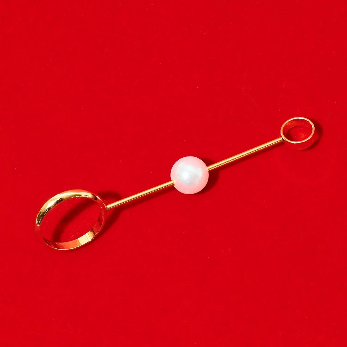 Pearl Roach Clip - Gold in | Friends Nyc Brooklyn Ny