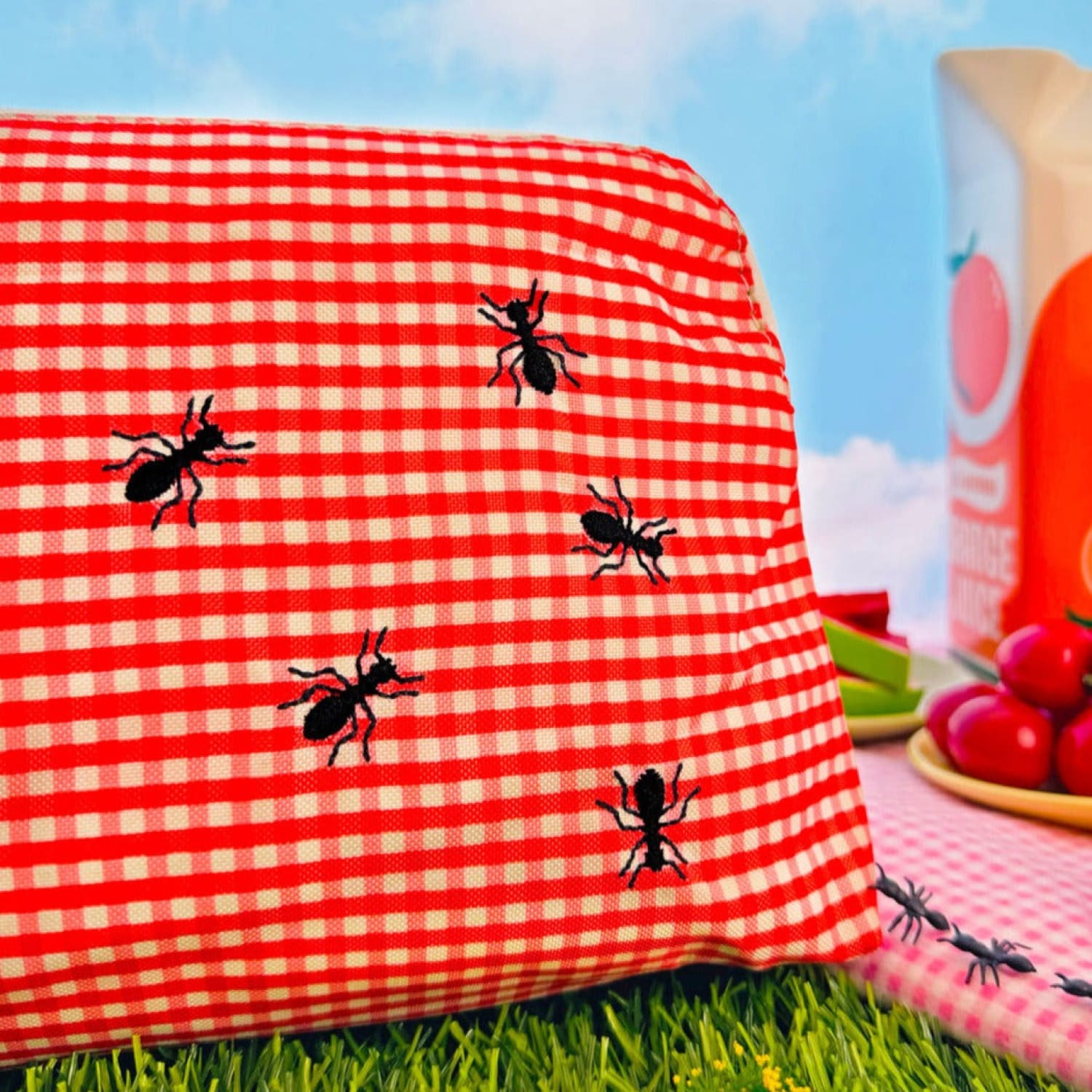 Picnic Smell Proof Stash Pouch Ants - Bags - Bugs - Kitsch