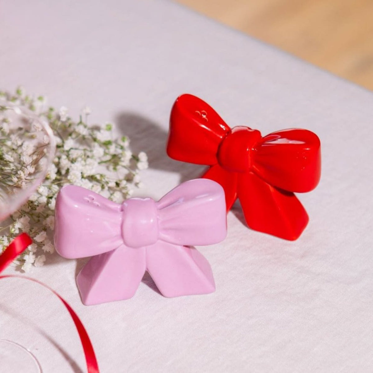 Bow Ribbon Salt and Pepper Shakers Ceramic - Doiy - Fake