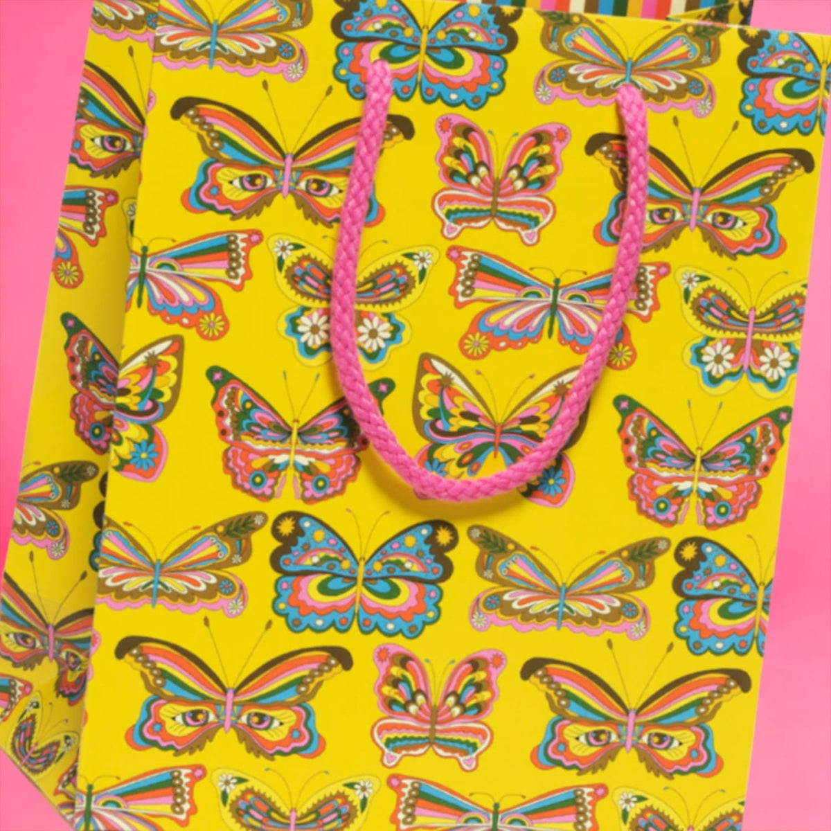 Small Gift Bag Bgs Psych Butterfly Per2375bgs Groupbycolor -