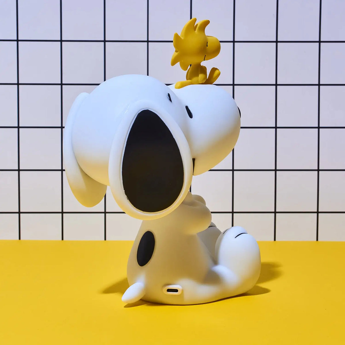 Snoopy and Woodstock Sitting Light Lamp & Night | Friends