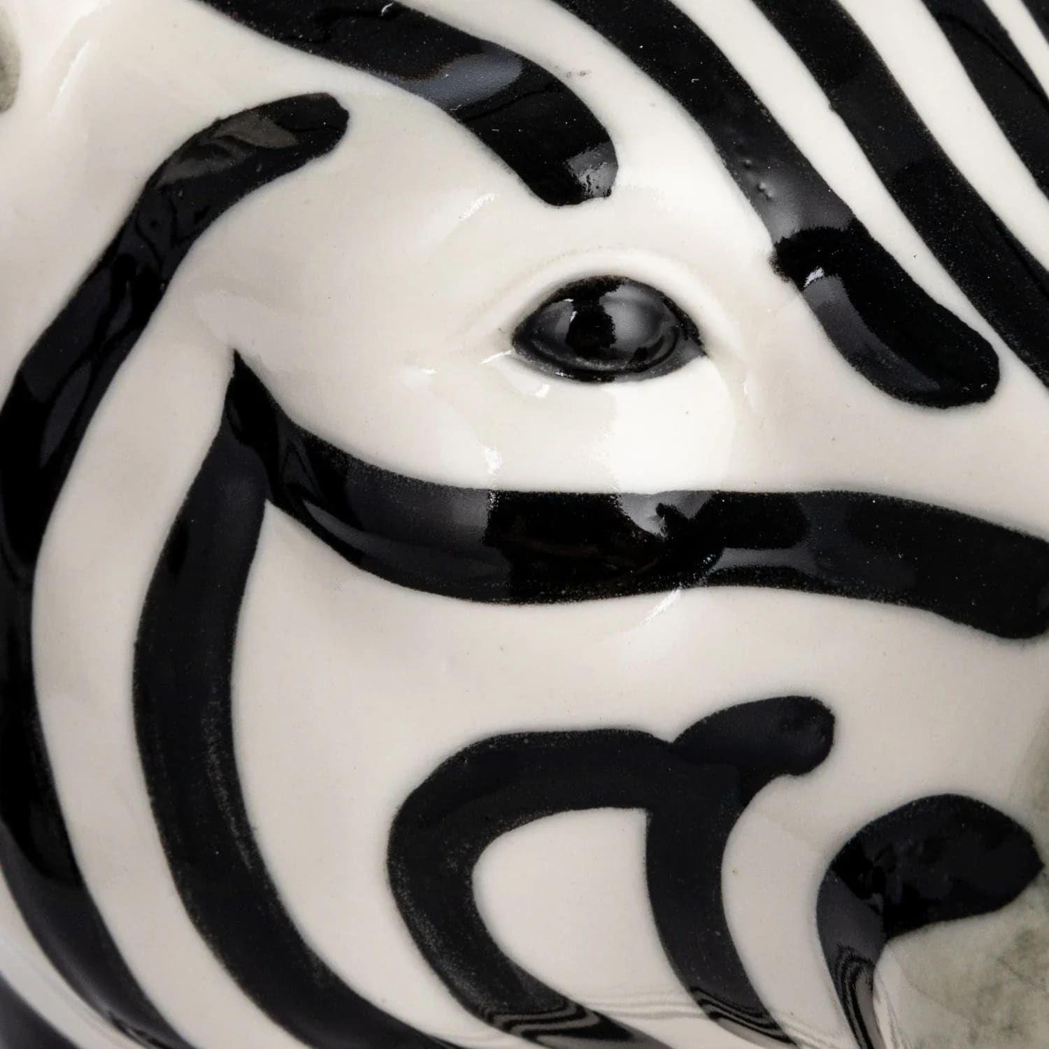 Stoneware Animal Vase Zebra Df8819 Floral - Home Accent