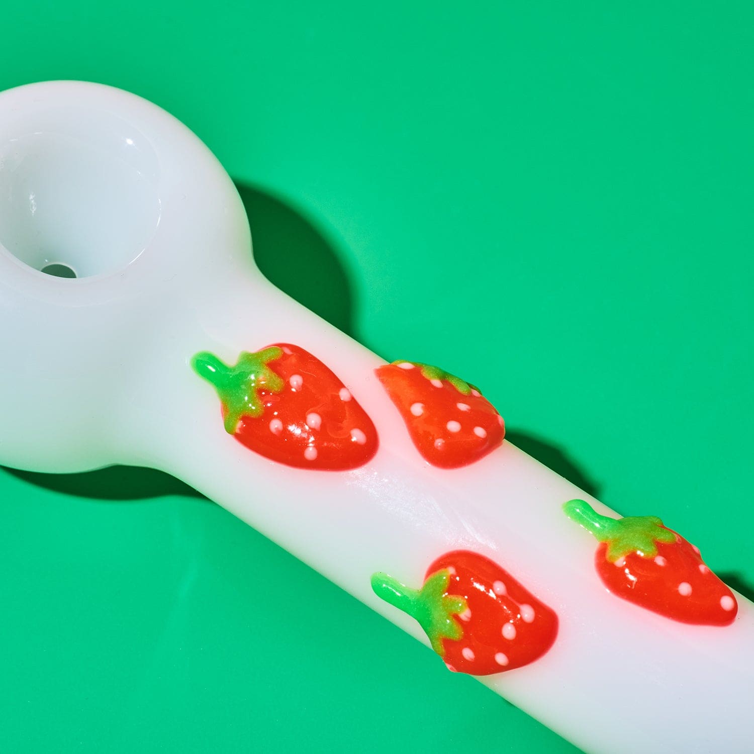 Strawberry Applique Hand Pipe Hand Pipe - Smoke Accessories