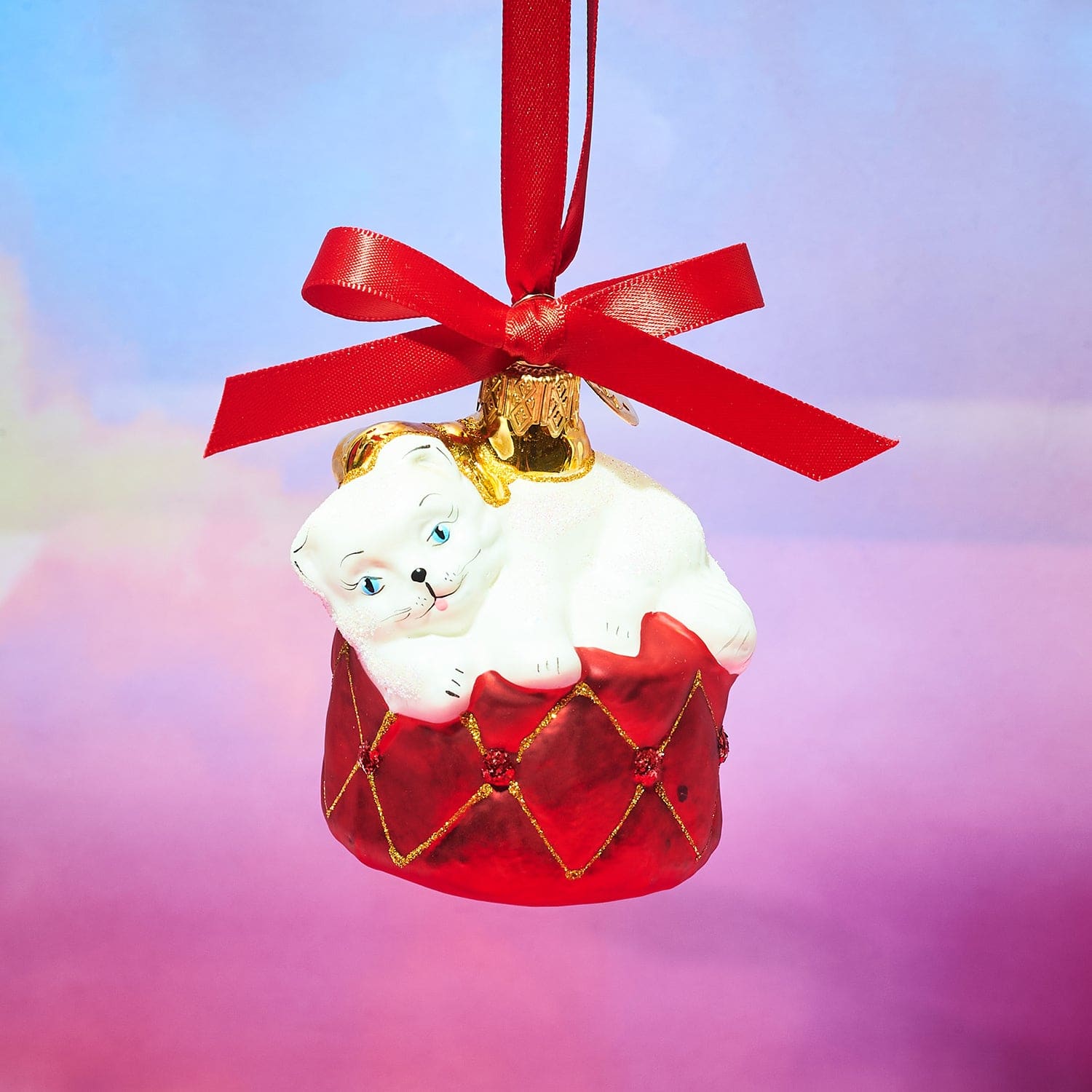 White Cat In a Basket Ornament Bff Gifts - Lover - Cat