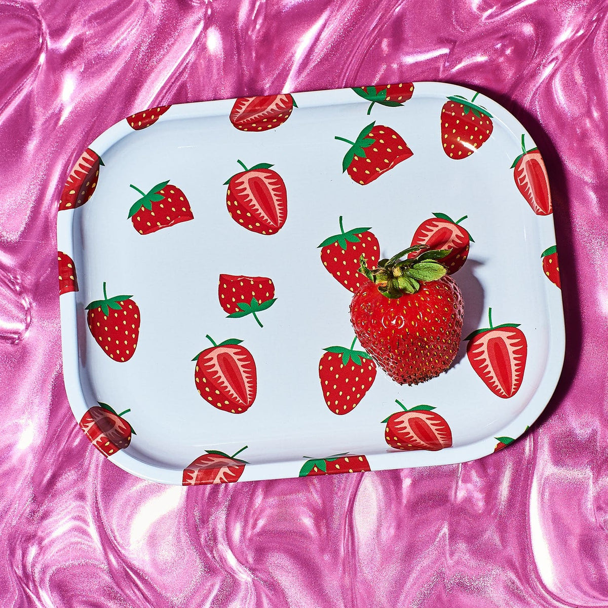 Mini Strawberry Rolling Tray 420smoke