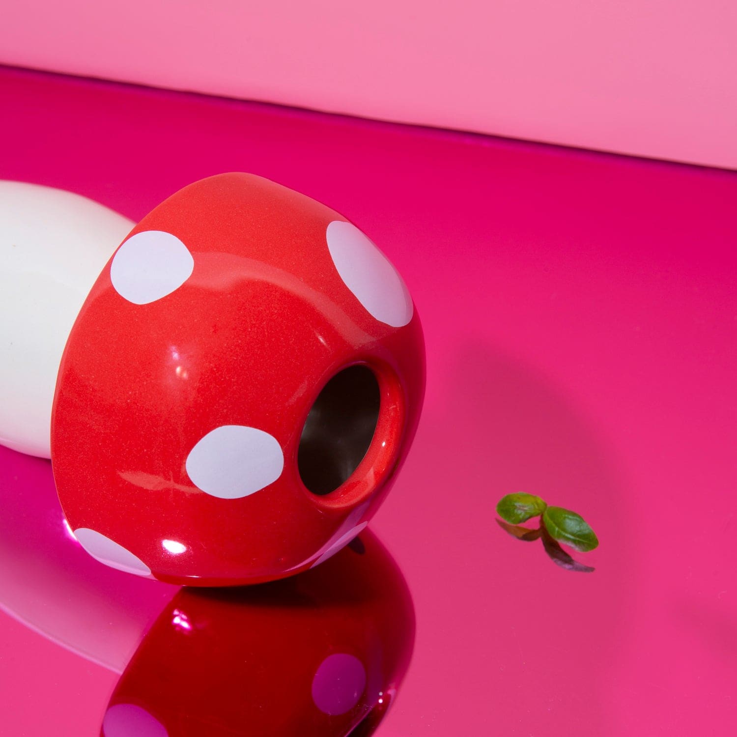 Mushroom Vase Friends X Rompotodo Red Groupbycolor - 