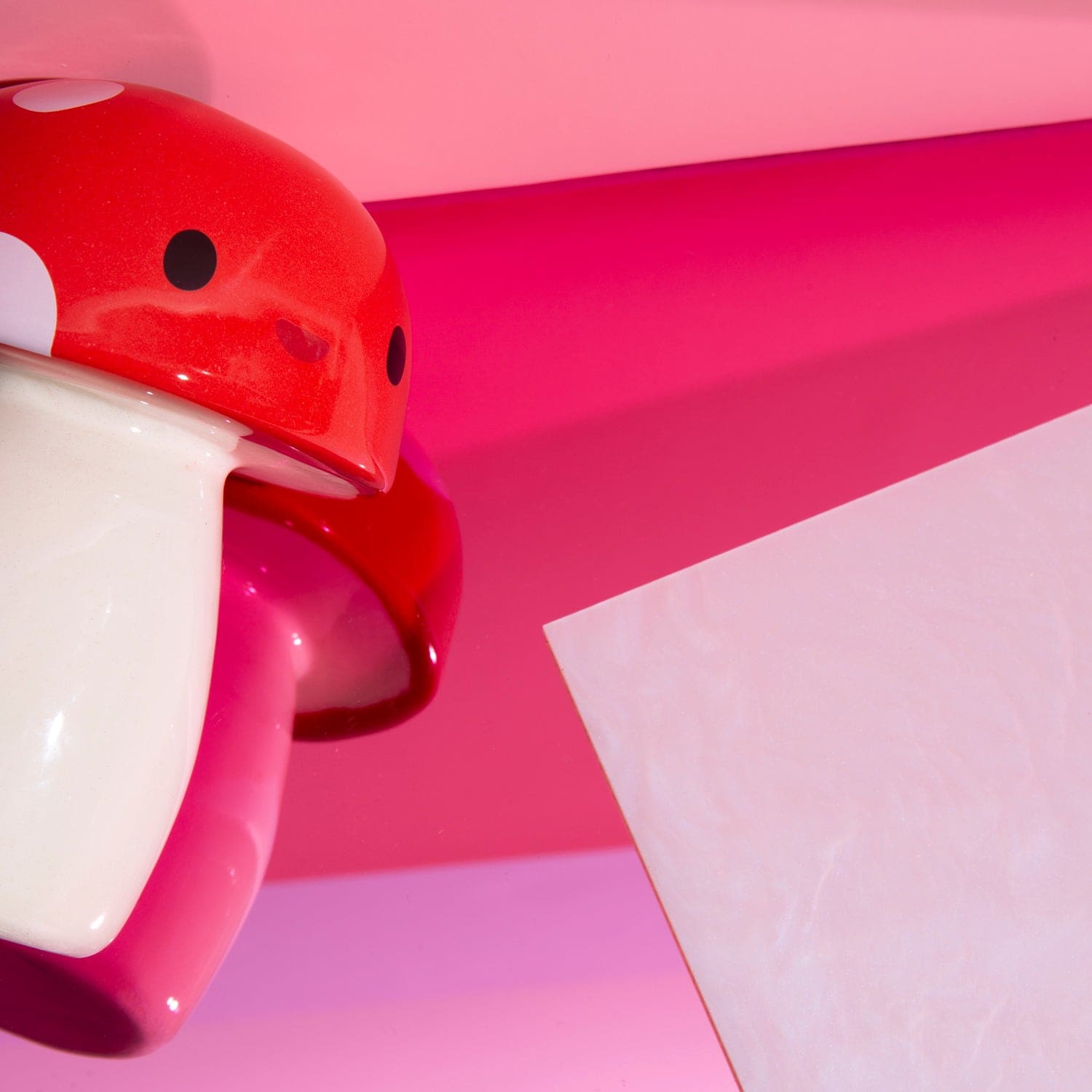 Mushroom Vase Friends X Rompotodo Red Groupbycolor - 