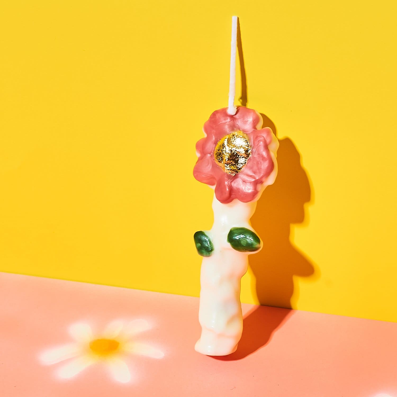 Pretty Petal Taper Candle Janiekorn