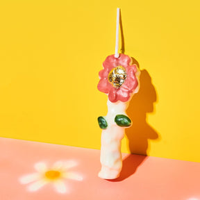 Pretty Petal Taper Candle Janiekorn